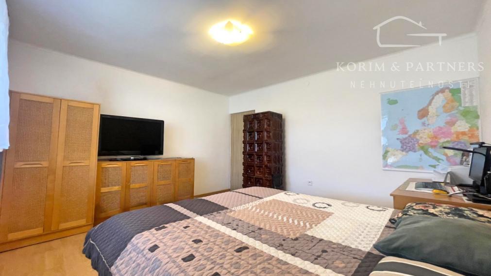 Slnečný 3-izbový dom s priestrannou záhradou, Zemianska Olča