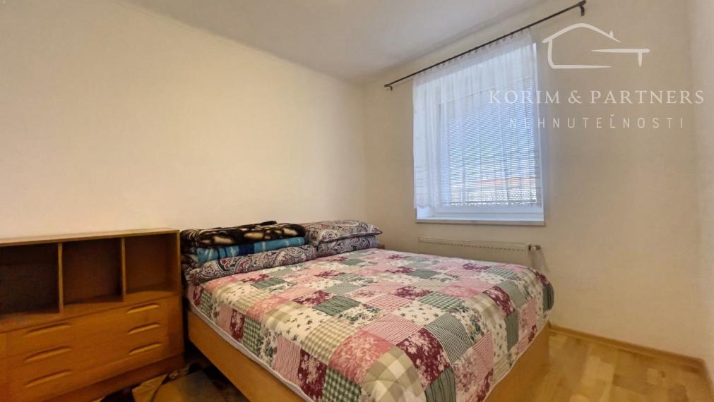 Slnečný 3-izbový dom s priestrannou záhradou, Zemianska Olča