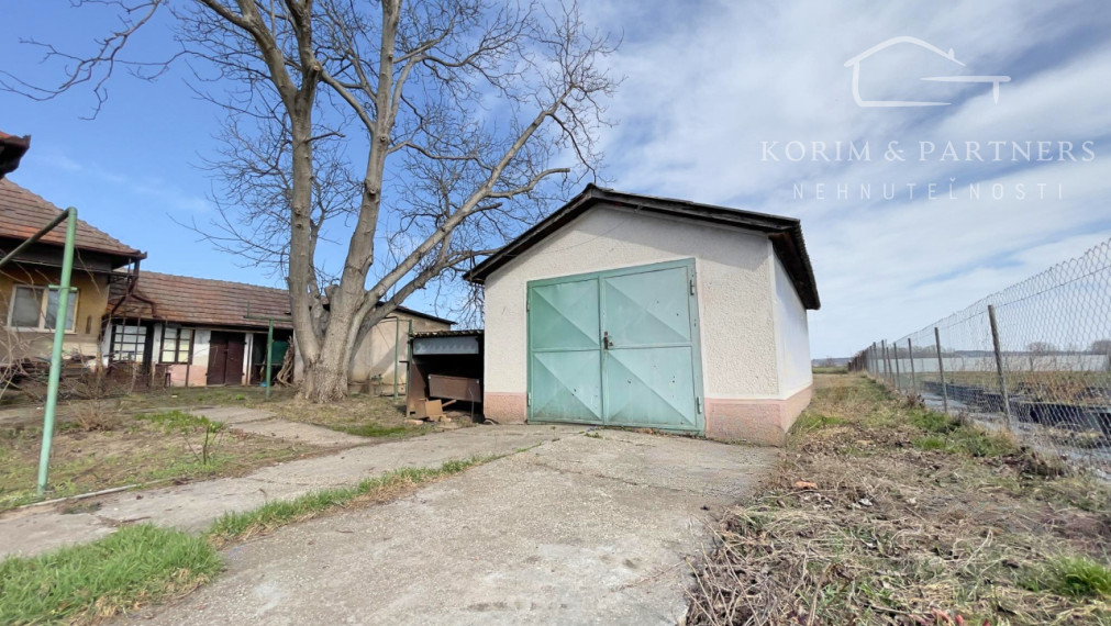 Kráľovský pozemok, 2158 m² s domom ako bonus, Bátorove Kosihy