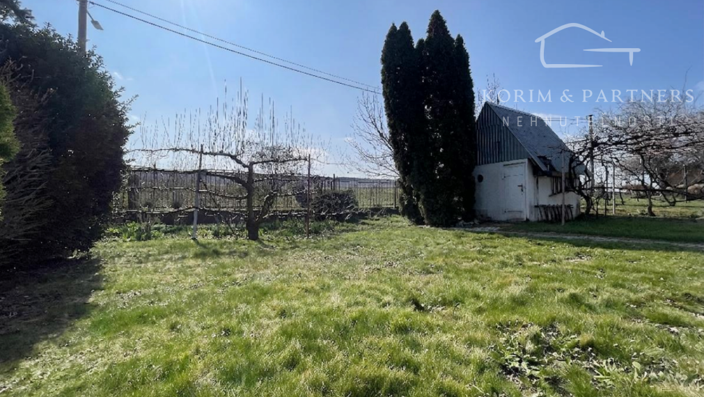 Takmer 11 árov súkromia v meste, záhrada kde máte maximum kľudu