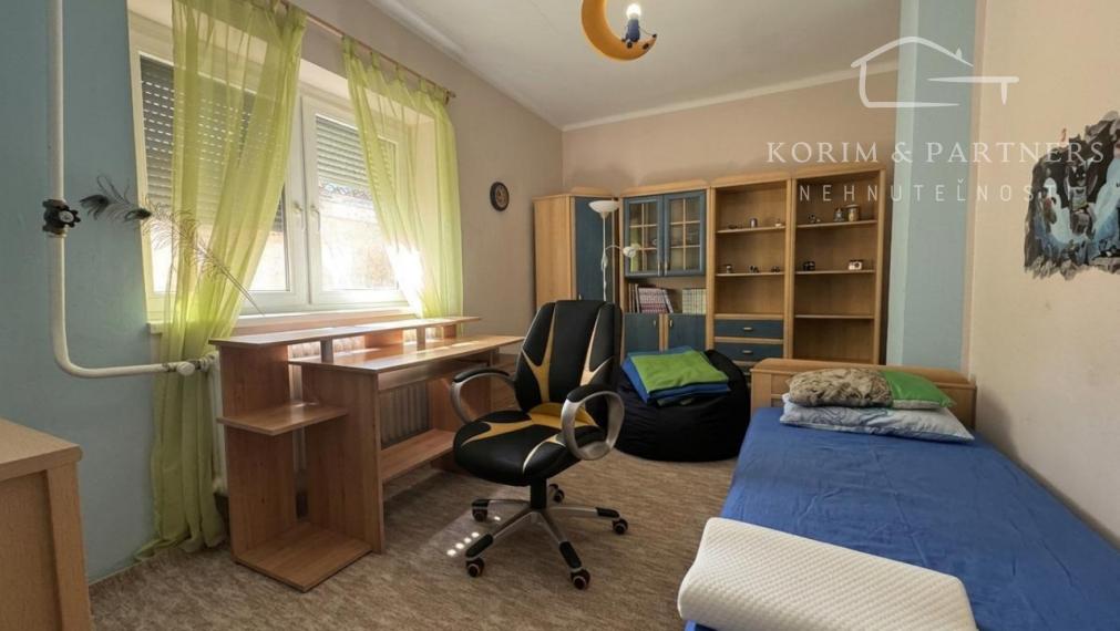 Rodinný dom s podkrovím v Koppánymonostor – pokojné bývanie s dobrou dostupnosťou do Komárna