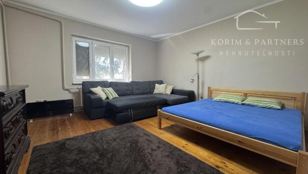 Rodinný dom s podkrovím v Koppánymonostor – pokojné bývanie s dobrou dostupnosťou do Komárna