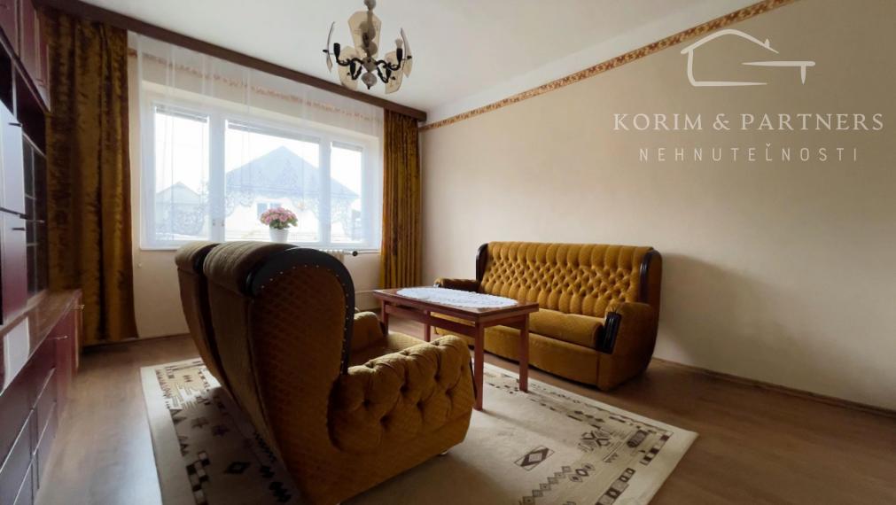 Dvojgeneračný dom s 2 bytmi a veľkým pozemkom, Marcelová