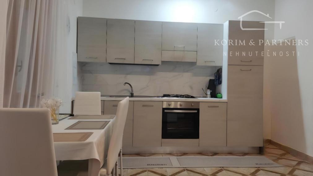 Zrekonštruovaný 3-izbový apartmán 150m od mora, Scalea