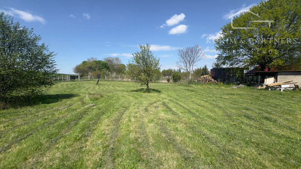 Pozemok piamo pri Dunaji, Kravany nad Dunajom