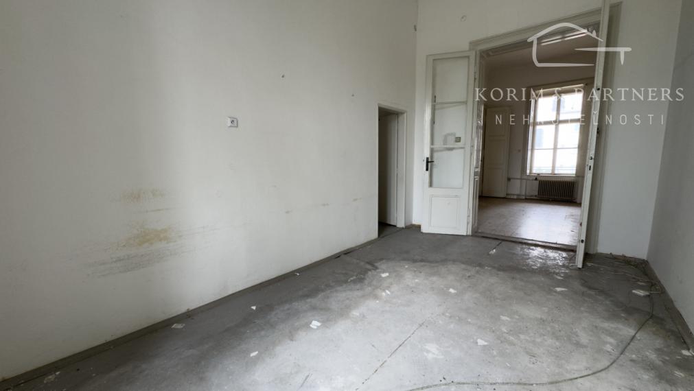 1000 m² histórie v centre Komárna s potenciálom pre 8–10 bytov