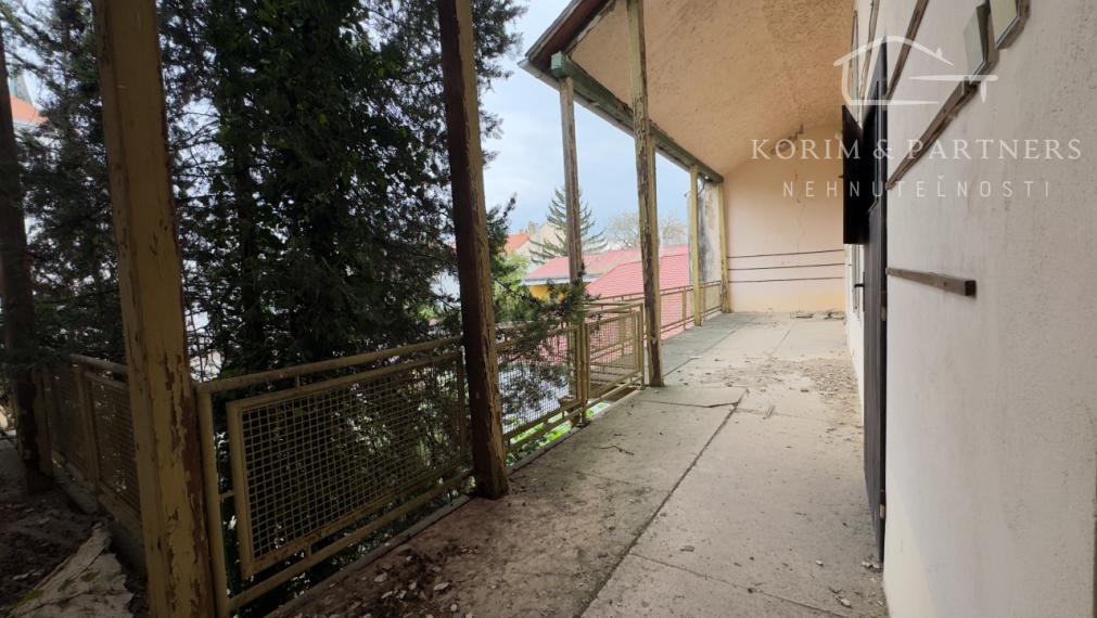1000 m² histórie v centre Komárna s potenciálom pre 8–10 bytov