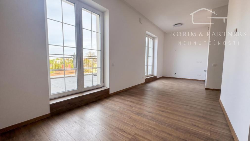 1-izbový byt s veľkou terasou (B406) v novostavbe Danubia Residence