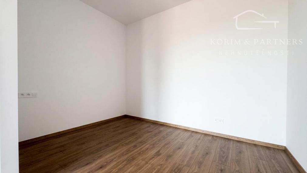 1-izbový byt s veľkou terasou (B406) v novostavbe Danubia Residence