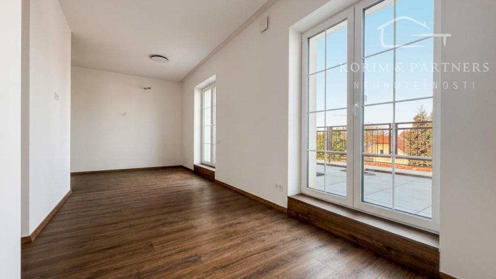1-izbový byt s veľkou terasou (B406) v novostavbe Danubia Residence