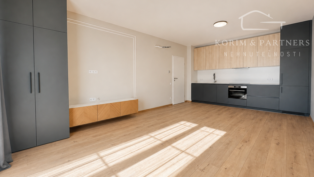 Moderný 2 izbový byt s veľkým balkónom a množstvom denného svetla,  Danubia Residence
