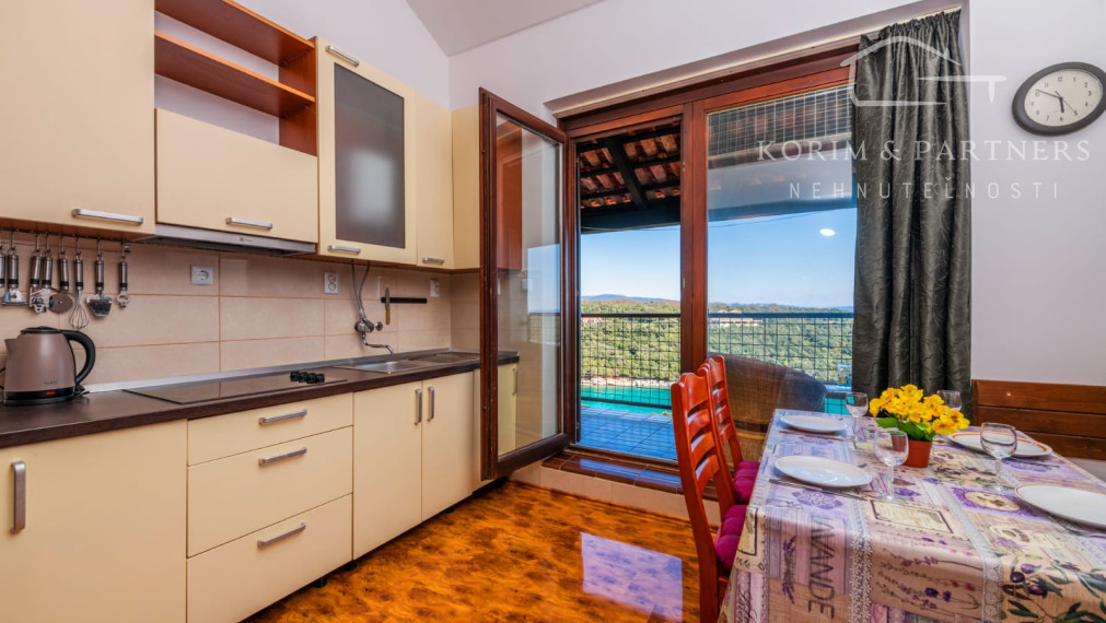 Apartmán v prvej rade pri mori | Pavićini, Chorvátsko
