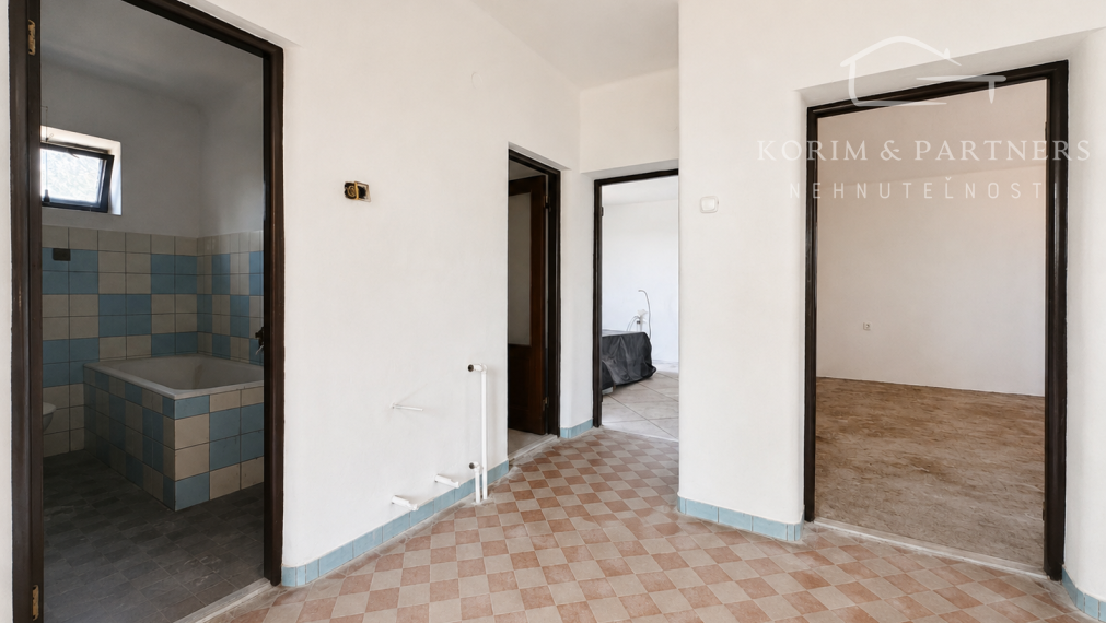 Veľký rodinný dom s garážou, prístavbami a pozemkom 783 m² | Hurbanovo