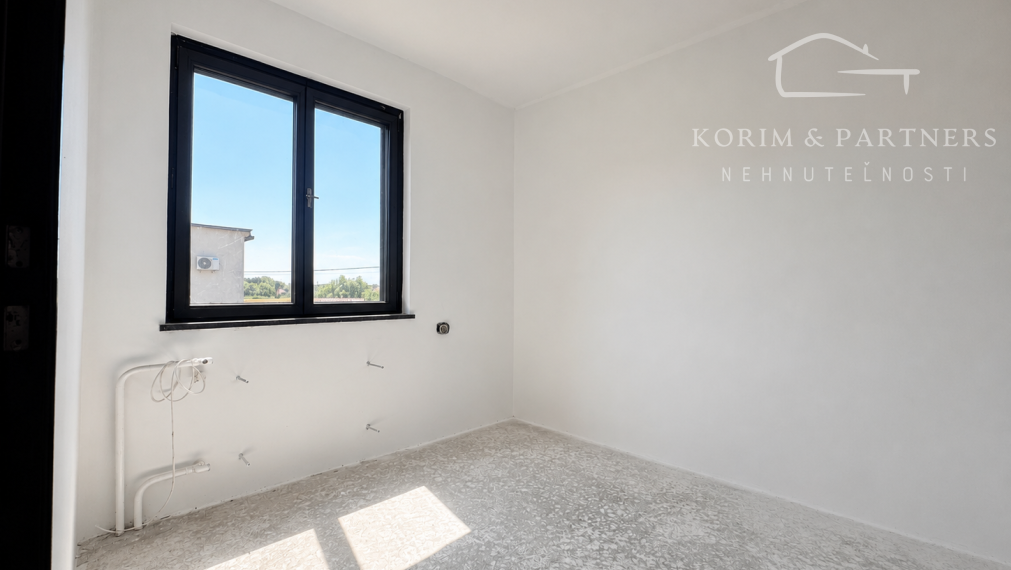 Veľký rodinný dom s garážou, prístavbami a pozemkom 783 m² | Hurbanovo