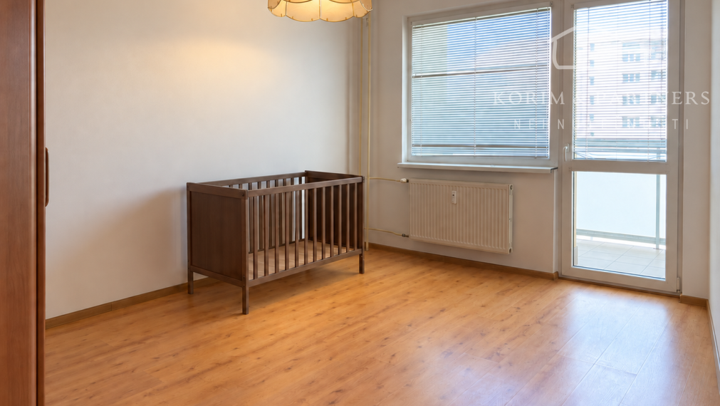 Na prenájom 2-izbový byt v Komárne – Košická ulica, 55 m² s balkónom