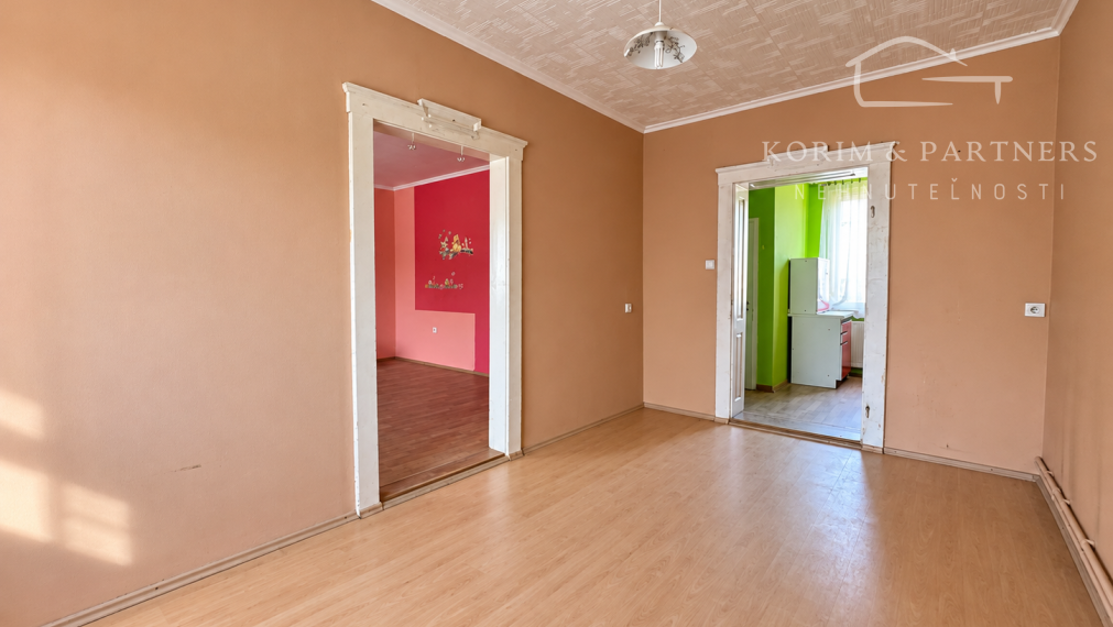 Dva domovy pod jednou strechou – rodinný dom v Komárne