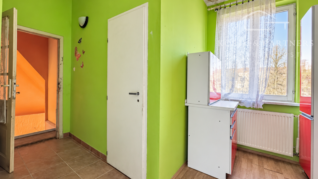 Dva domovy pod jednou strechou – rodinný dom v Komárne