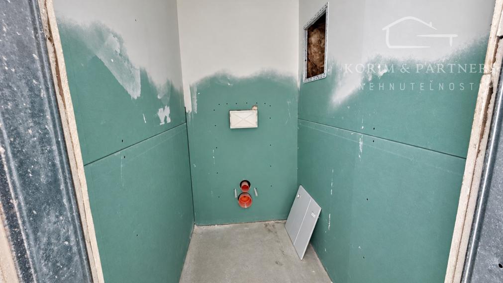 3-izbový byt s lodžiou, 2. poschodie – White Square Komárno