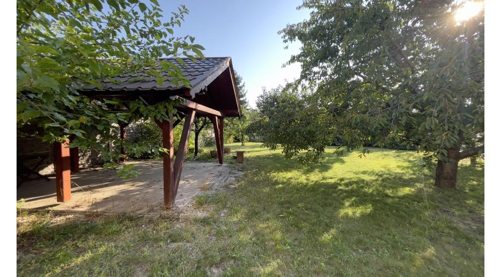 Lukratívny pozemok na stavbu RD Komárno s pasívnym príjmom