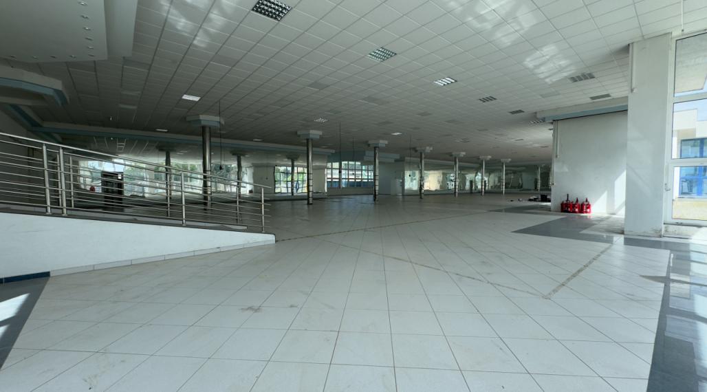 Výnimočný obchodný priestor na predaj, Hurbanovo