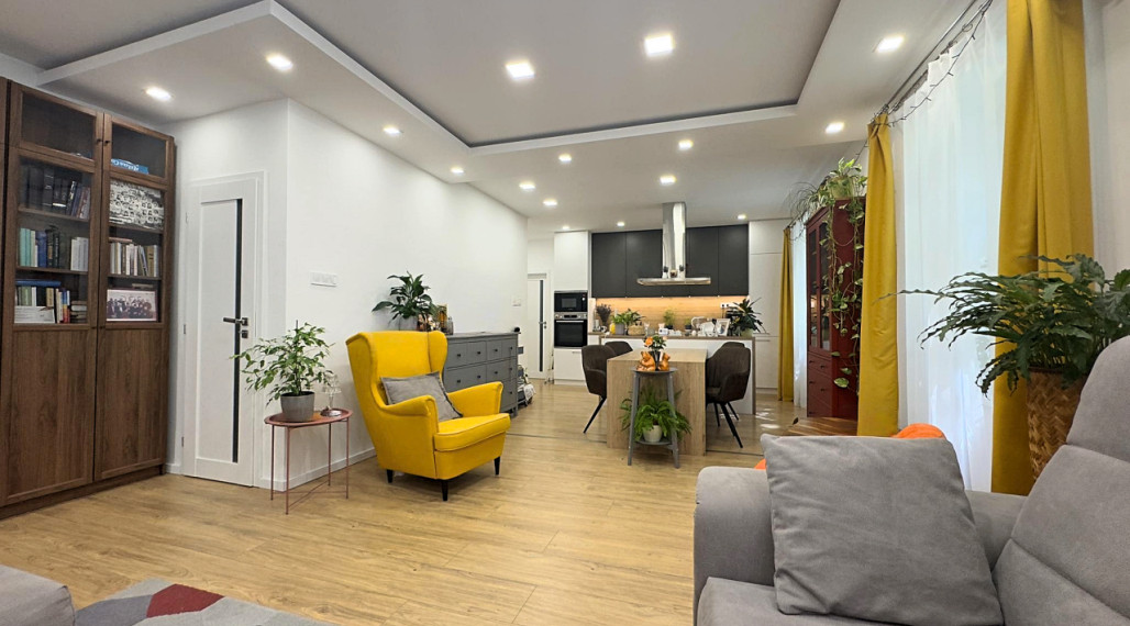 Veľkoplošný 3 izbový tehlový byt, Komárno