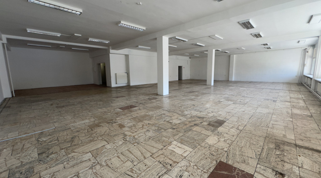 Obchodný priestor v centre mesta Kolárovo