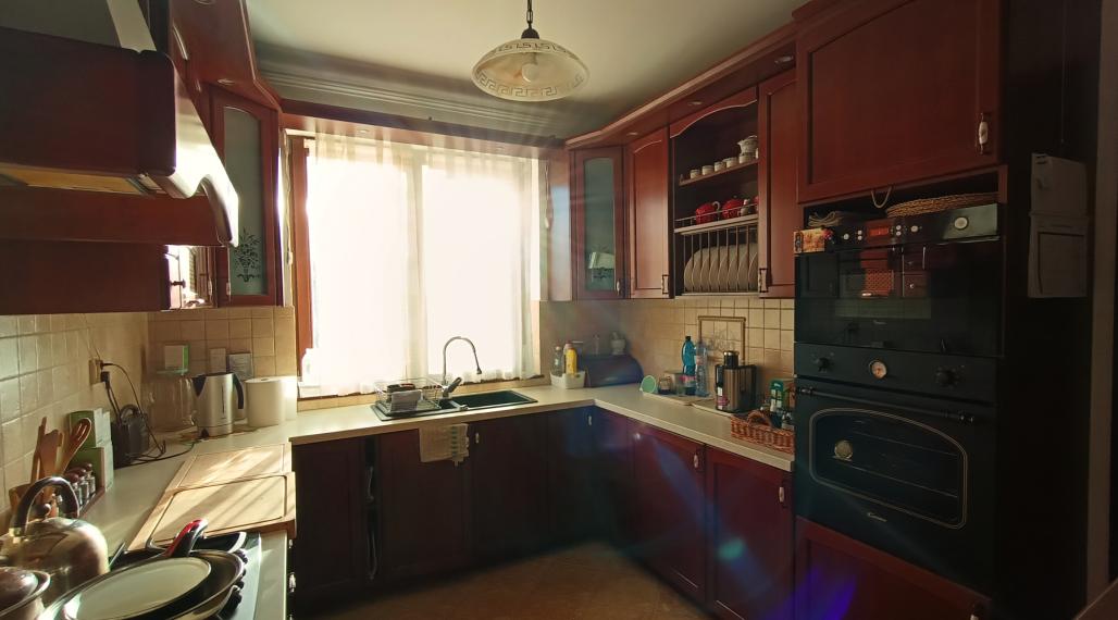 Bungalov so zimnou záhradou a garážou, Bajč