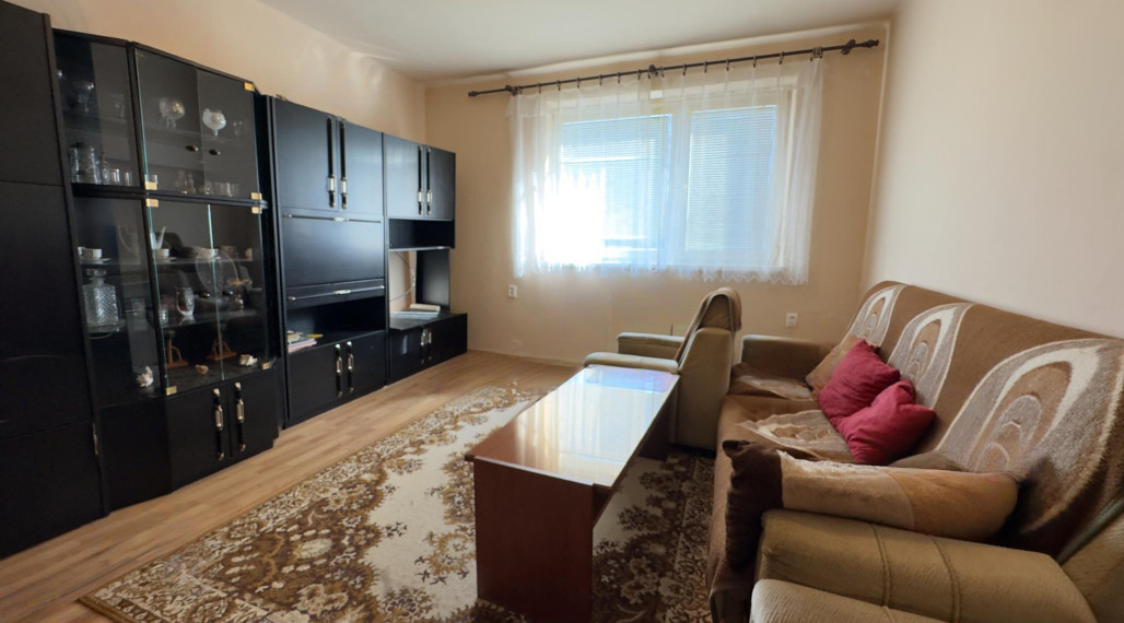 3-izbový byt so záhradou v pokojnej bytovke – Holanovo