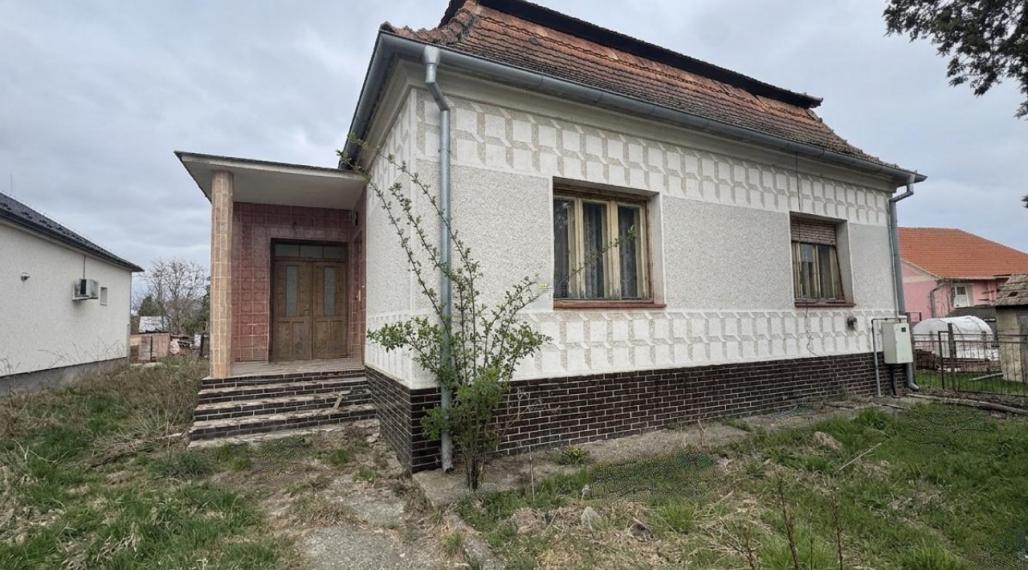 Rodinný dom na predaj, Okoličná na Ostrove