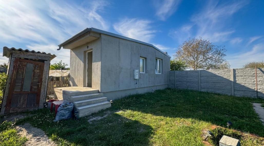 Záhrada v Novej Stráži,  malé útočisko, kde začína veľký pokoj