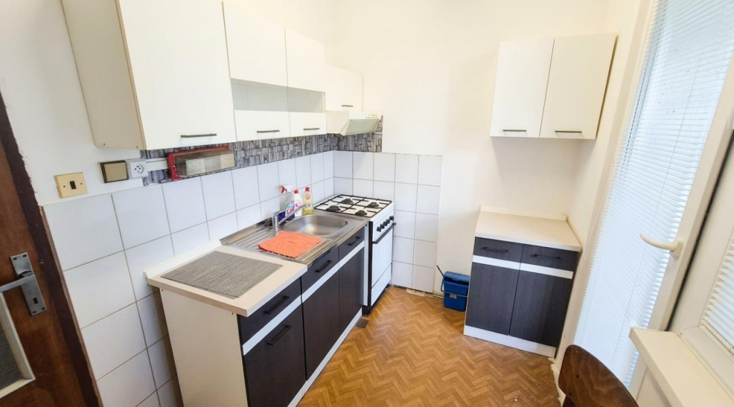 1-izbový byt s loggiou na Ulici generála Klapku, Komárno