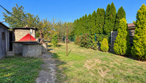 Útulný domov na dobrej adrese v Nových Zámkoch - fotografia 10
