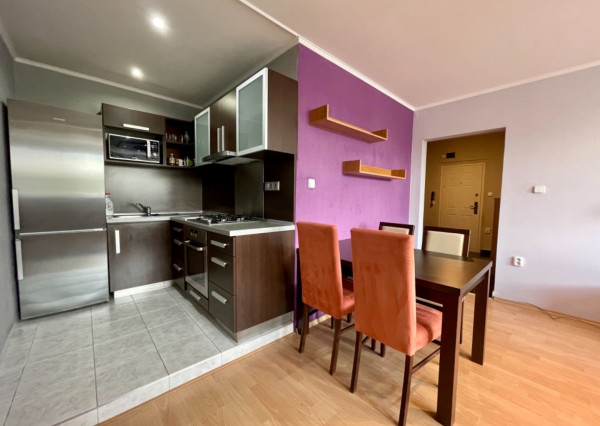 Zrekonštruovaný 2 izbový byt na prenájom, Komárno