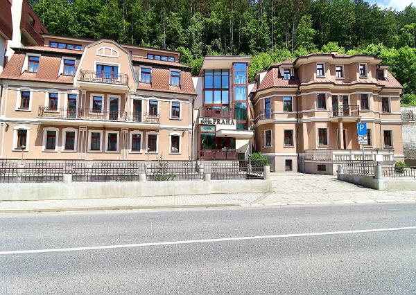Trojhviezdičkový HOTEL PRAHA GARNI*** v Trenčianských Tepliciach,  na predaj