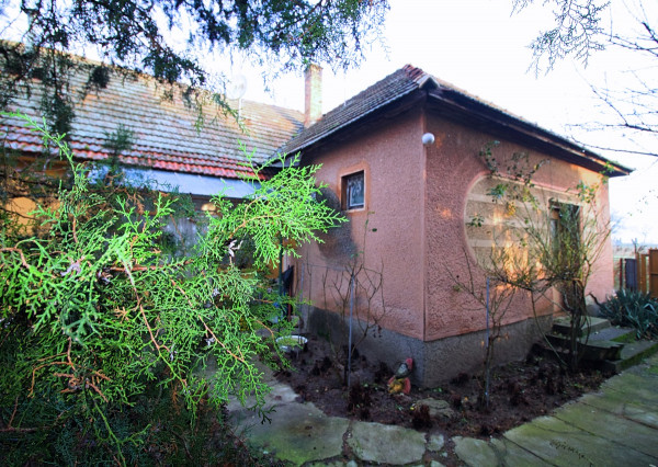 Rodinný dom na predaj v tichej ulici, Imeľ