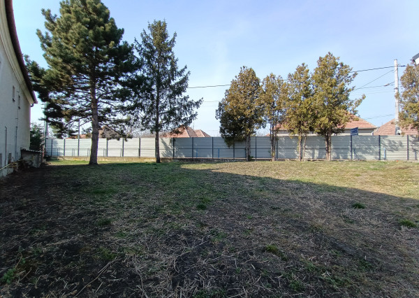 Stavebný pozemok na predaj, Nesvady