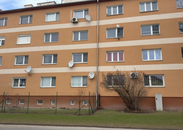 2-izbový byt v pôvodnom stave – na okraji II. sídliska