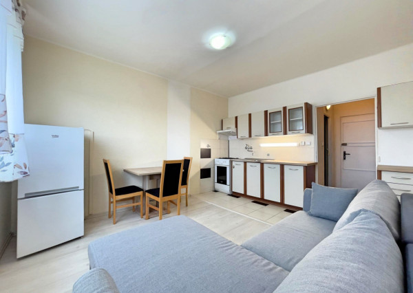 1-izbový byt na prenájom, Komárno