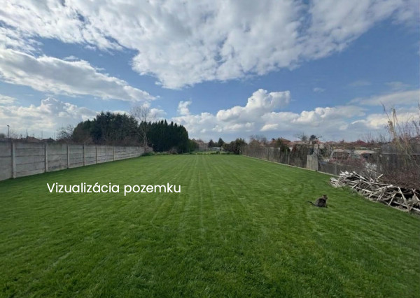 Rodinný dom s veľkým pozemkom a 2. bytovou jednotkou – Iža