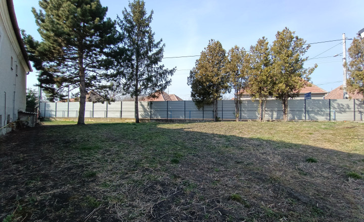 Stavebný pozemok na predaj, Nesvady