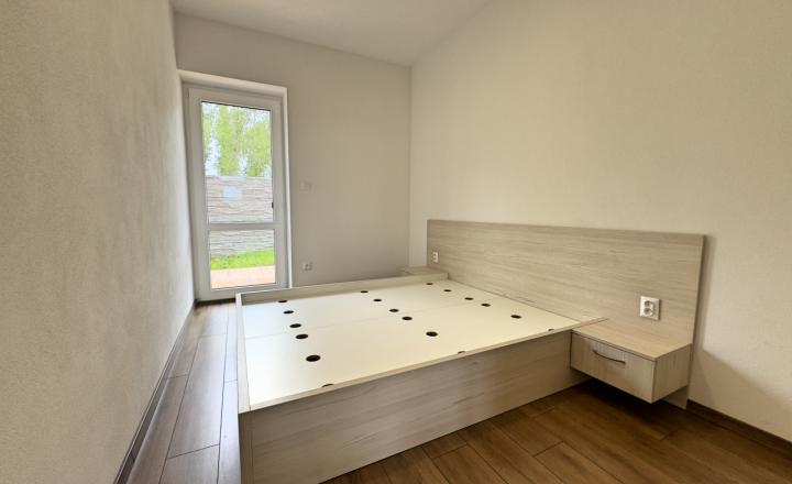 Novopostavený penzión pri Termálnych kúpeloch v Nesvadoch. - fotografia 3