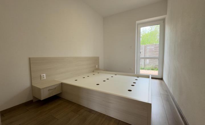 Novopostavený penzión pri Termálnych kúpeloch v Nesvadoch. - fotografia 15