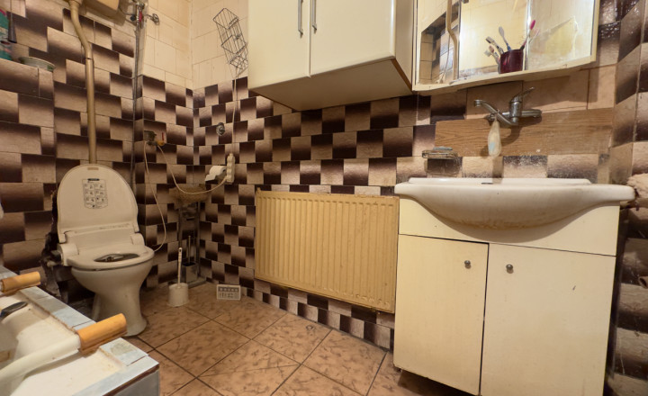 Dom na predaj alebo výmenu za 2 izbový byt Komárno - fotografia 3