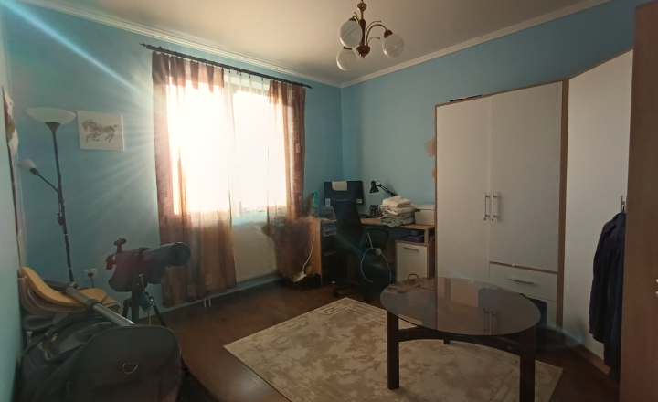 Bungalov so zimnou záhradou a garážou, Bajč - fotografia 3