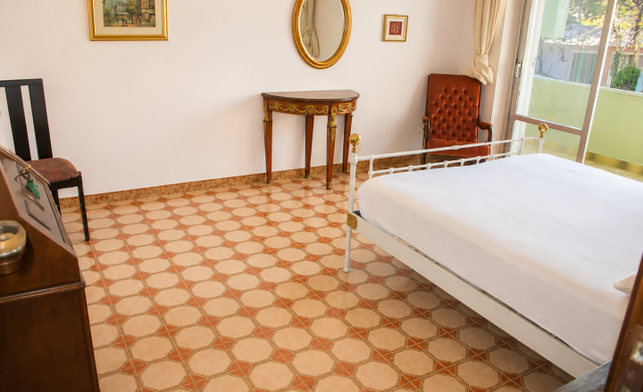 120 m² pri mori s terasou 35 m². Priestor, ktorý si dnes za túto cenu hľadá náhradu len ťažko. - fotografia 9