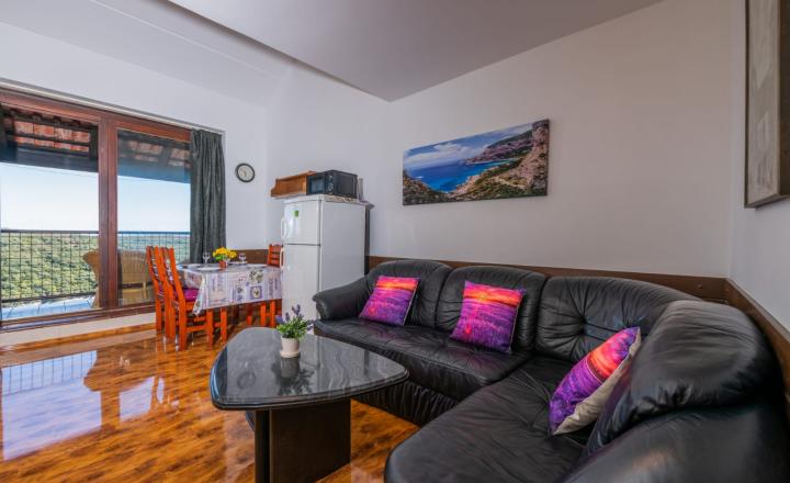 Apartmán v prvej rade pri mori | Pavićini, Chorvátsko - fotografia 1