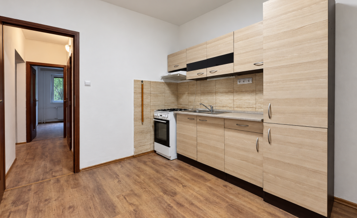 3-izbový byt s loggiou, Komárno – Vodná ul., 78,57 m² - fotografia 1
