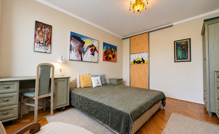 3-izbový byt /72 m²/ s pracovňou, špajzou a komorou - Rákócziho ulica - fotografia 5