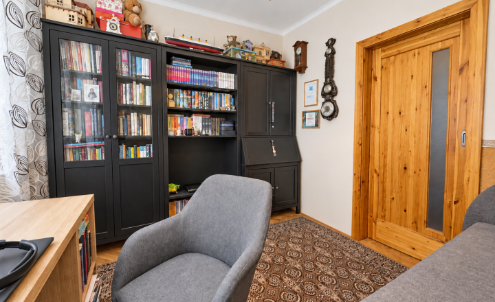3-izbový byt /72 m²/ s pracovňou, špajzou a komorou - Rákócziho ulica - fotografia 7