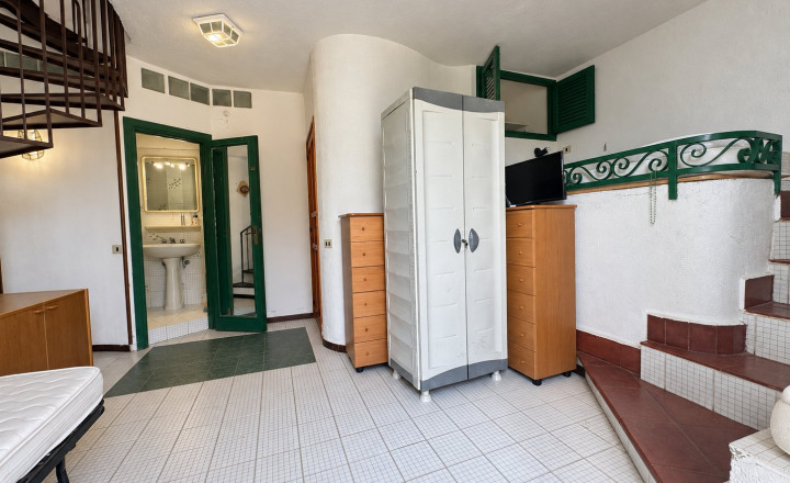 Terasa 40 m² s výhľadom na more v byte s podkrovím v Scalei - fotografia 12